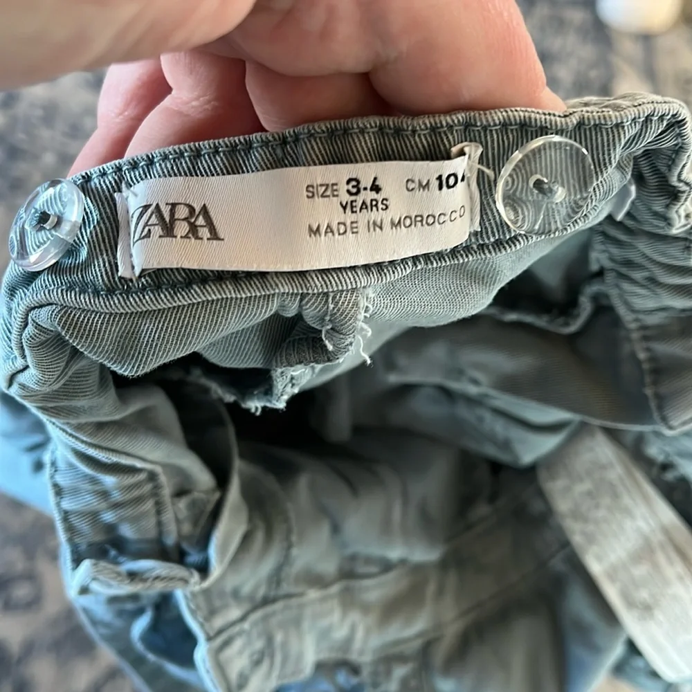 Zara ruffle overalls 4t - Picture 5 of 5